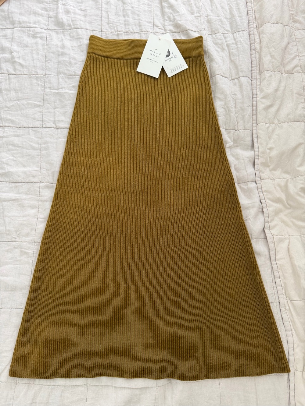Sézane Nalle Skirt in Olive Green - Picture 2 of 8
